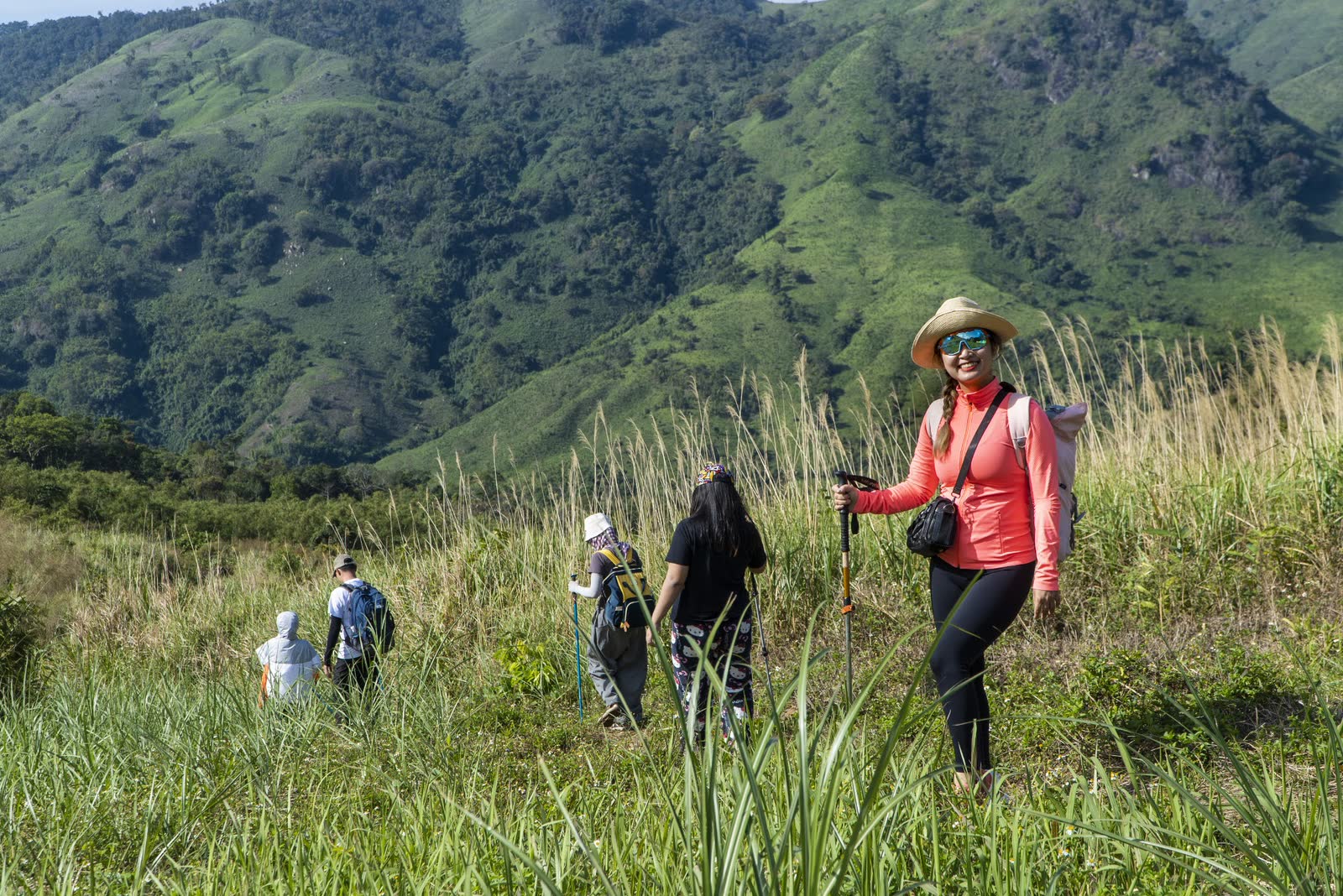 Trekking Tà Giang: suối đá, rừng lồ ô và thảo nguyên