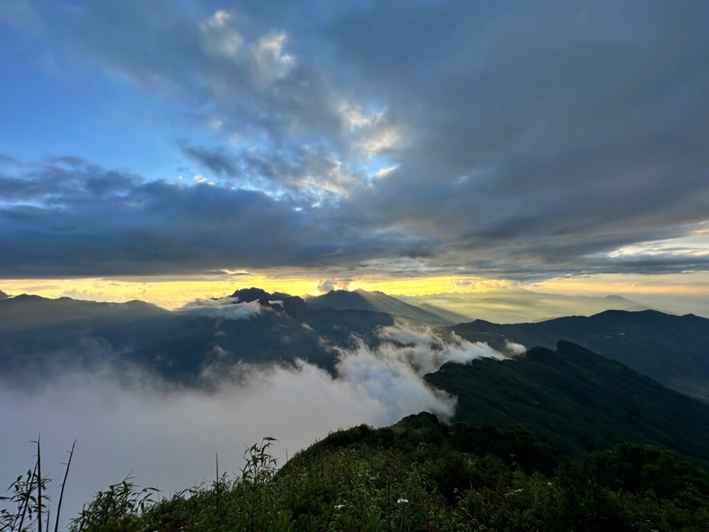 Mặt trời ươm vàng trên vùng đất Lảo Thẩn