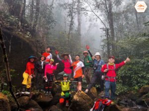 Hành trình trekking kêt nối những người xa lạ với nhau