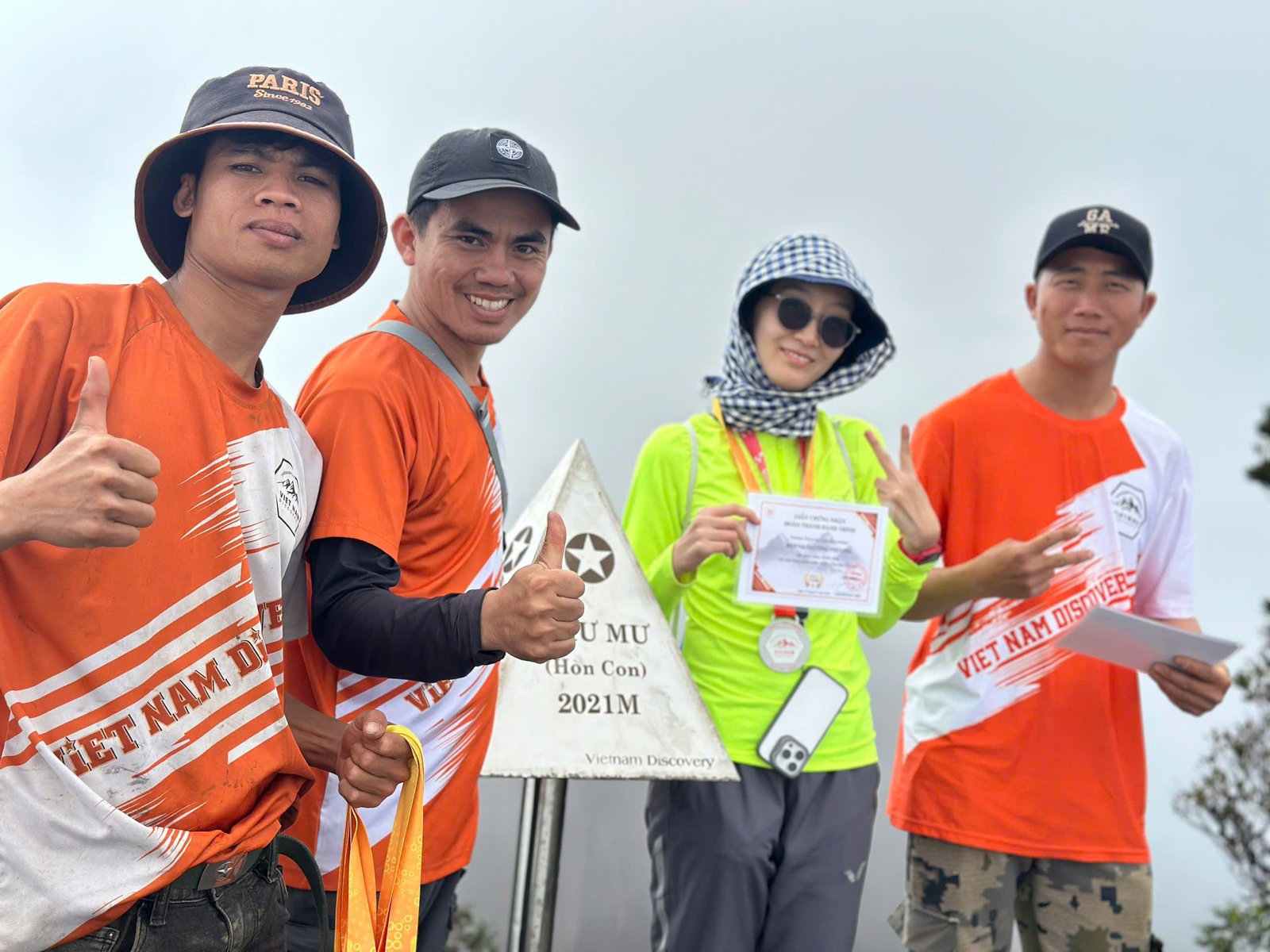 Chinh phục đỉnh Hòn Con Chư Mư 2021M